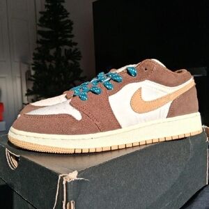 Youth Air Jordan 1 Low SE